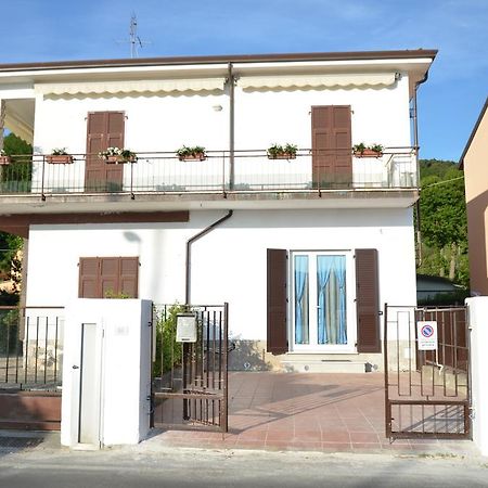La Perla Del Magra Holidays House Montemarcello Zewnętrze zdjęcie